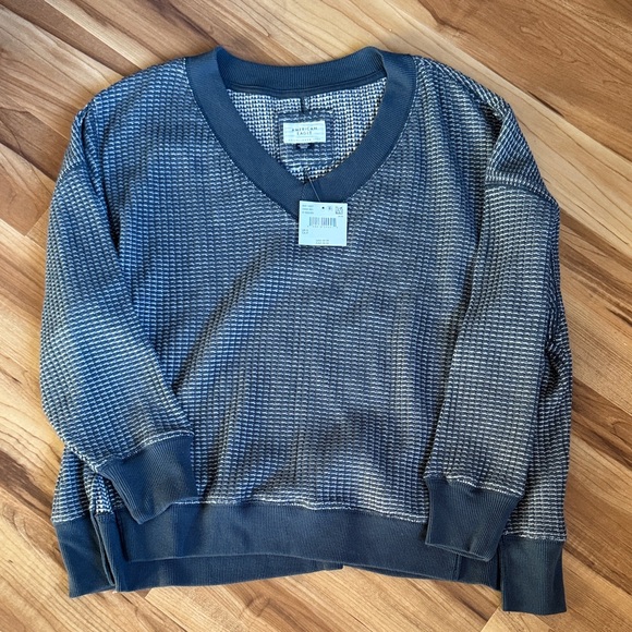 American Eagle Outfitters Tops - New/tag AE Oversized Sweatshirt-S